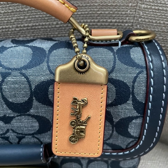 Coach Riley Top Handle 22 bag In Signature Chambray Denim Multi New - Picture 3 of 15